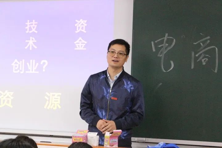 1634808505057061678.jpg 1634808505057061678.jpg