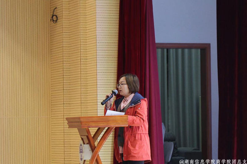 1525619227313080038.png 学生管理2.png